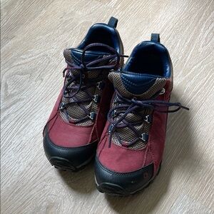 Stylish Women's Red and Brown Sneakers